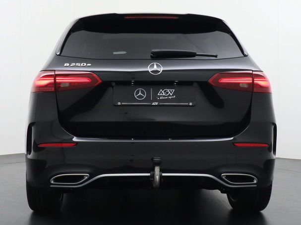 Mercedes-Benz B 250 e AMG Line 160 kW image number 3