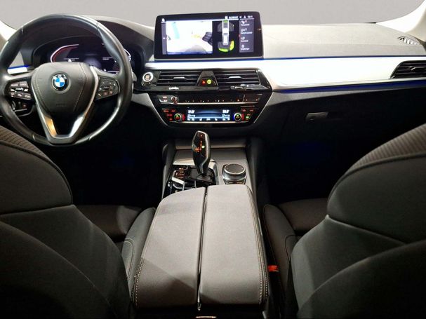 BMW 530d Touring 210 kW image number 7