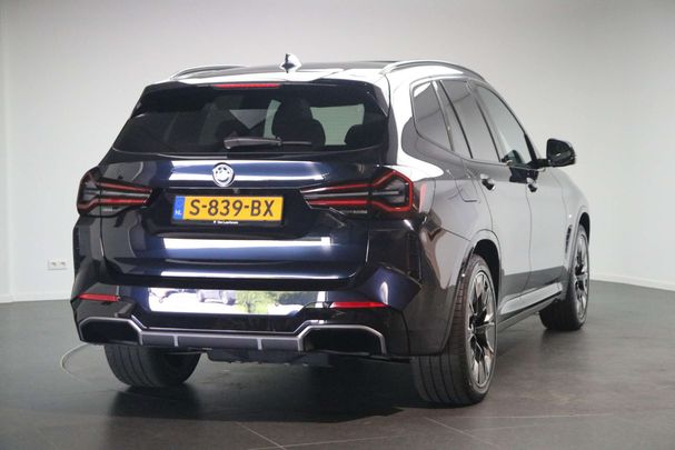 BMW iX3 80 kWh 210 kW image number 4