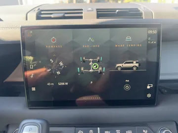 Car image 22