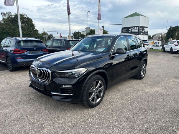 BMW X5 xDrive 195 kW image number 1