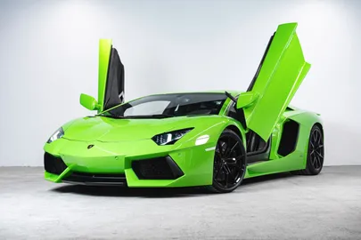 Car image 5