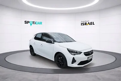Car image 2