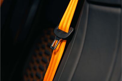 Car image 36