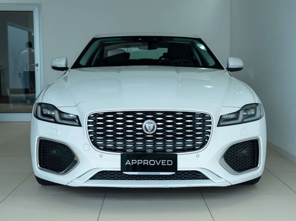 Jaguar XF AWD 150 kW image number 10