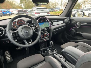 Car image 37