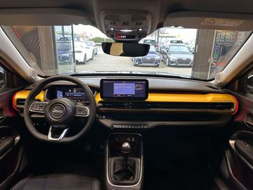 Car image 11