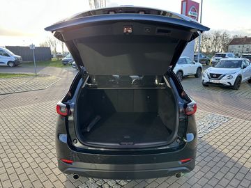 Car image 12