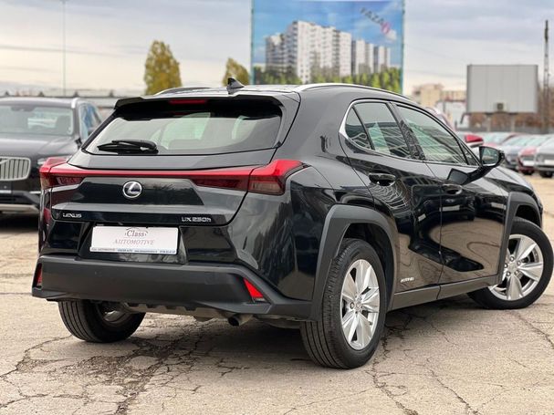 Lexus UX 135 kW image number 4