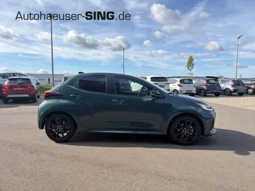 Car image 2