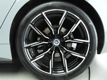 Car image 45
