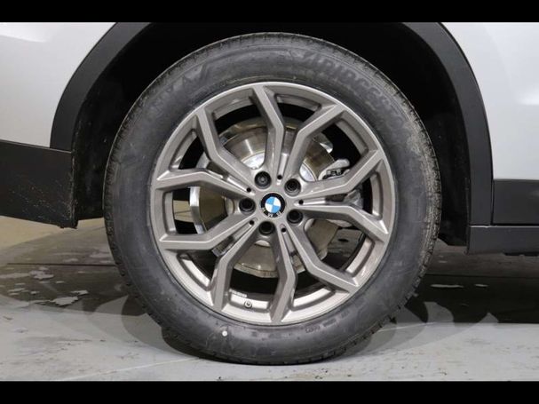 BMW X3 xDrive20i xLine 135 kW image number 5