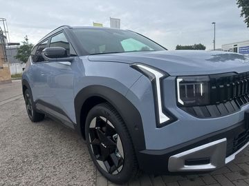 Car image 25