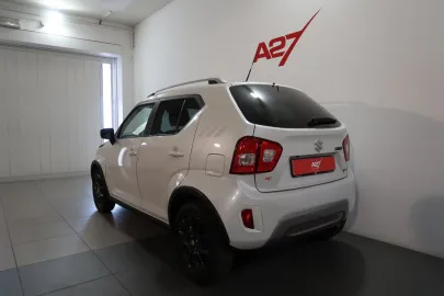 Car image 3