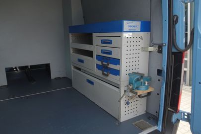 Car image 31
