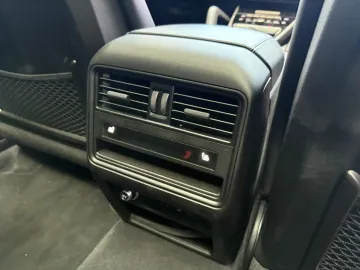 Car image 41