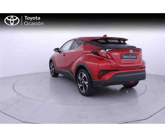 Toyota C-HR 90 kW image number 6