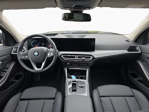 BMW 320d Touring 140 kW image number 12