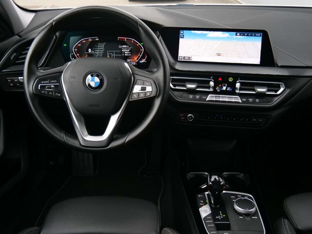 BMW 118i 104 kW image number 28