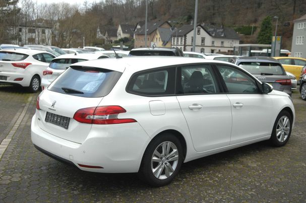 Peugeot 308 BlueHDi 130 Active 96 kW image number 6