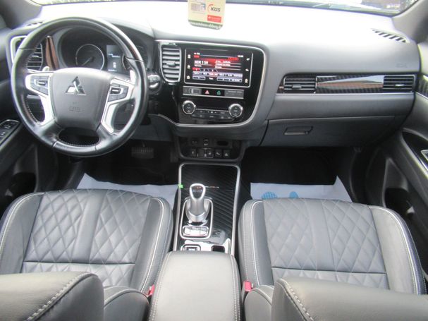 Mitsubishi Outlander 4WD 165 kW image number 21