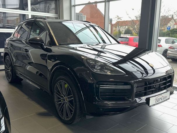 Porsche Cayenne Turbo S E-Hybrid 500 kW image number 2