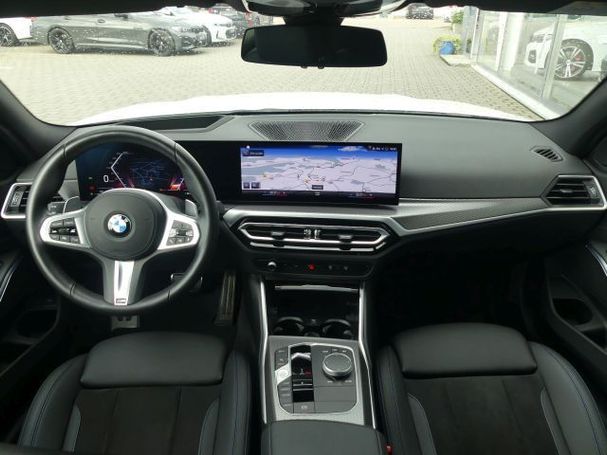 BMW 320i Touring 135 kW image number 13