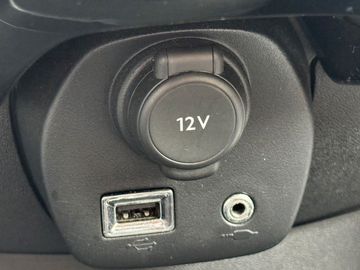 Car image 32