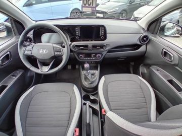 Car image 11