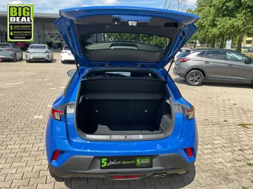 Car image 22