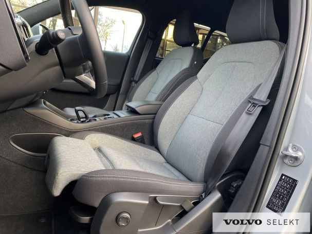 Volvo XC40 120 kW image number 14