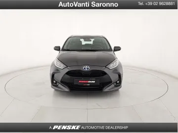 Car image 4