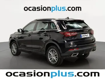 Car image 4