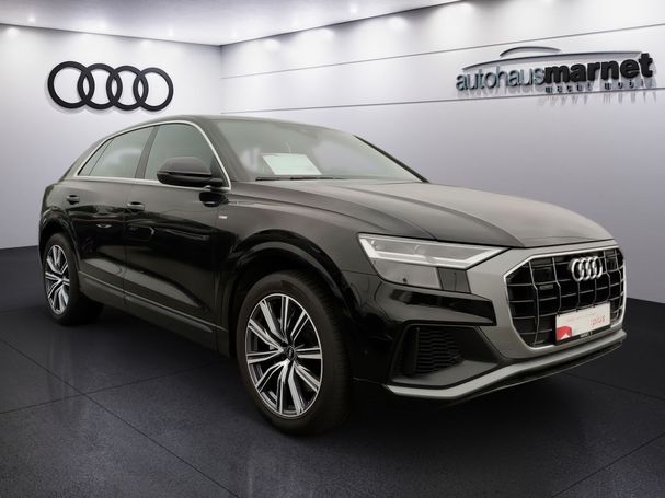 Audi Q8 55 TFSIe quattro S-line 300 kW image number 9