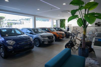Car image 22