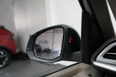 Car image 41