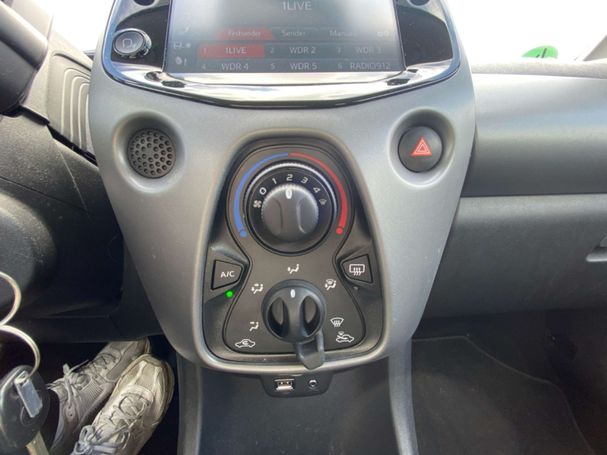 Toyota Aygo 53 kW image number 14