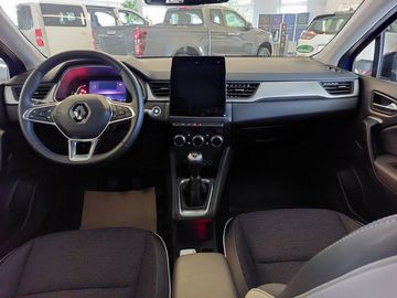 Car image 14