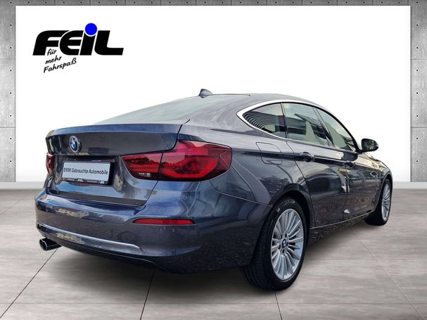 BMW 320i Luxury Line xDrive 135 kW image number 3