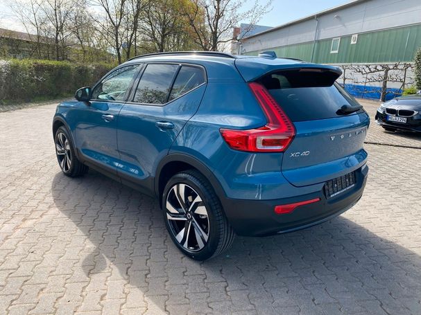 Volvo XC40 B4 Dark 145 kW image number 7