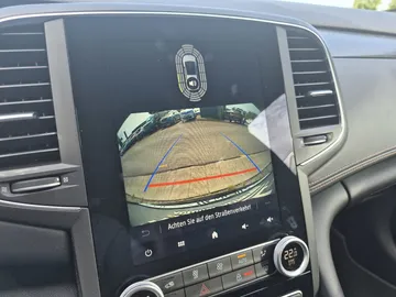 Car image 43