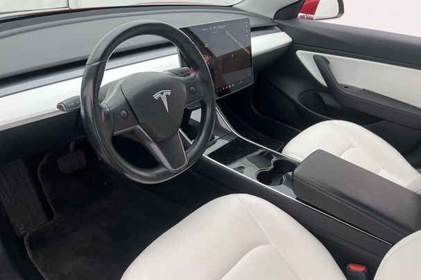 Tesla Model 3 Long Range AWD 324 kW image number 11