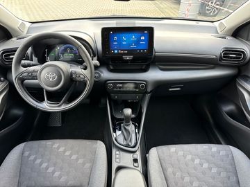 Car image 10