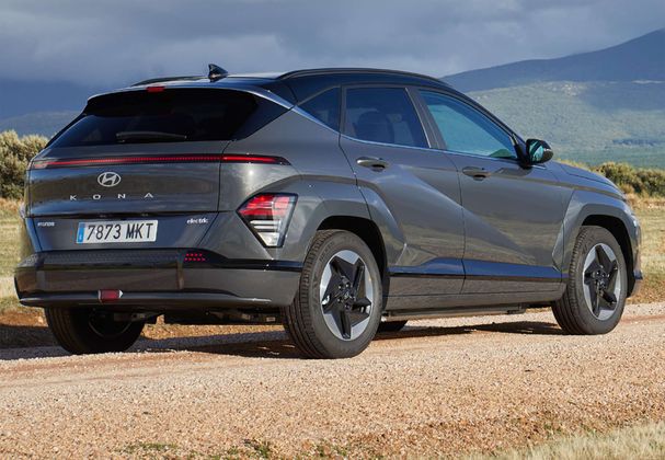 Hyundai Kona EV 150 kW image number 38