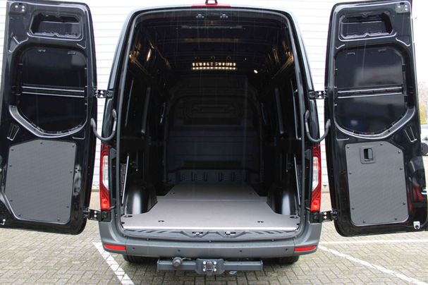 Mercedes-Benz Sprinter 319 RWD 140 kW image number 19