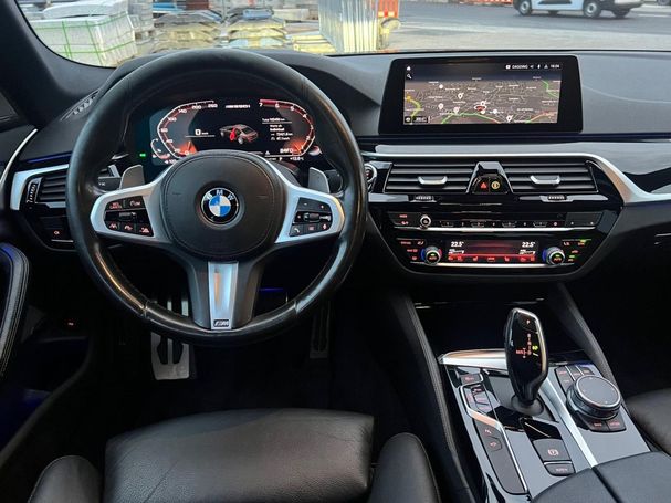 BMW 550i xDrive 390 kW image number 10