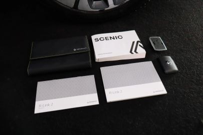 Car image 23