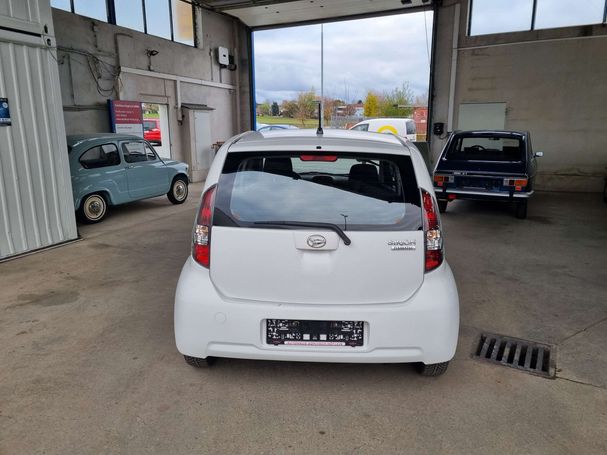 Daihatsu Sirion 1.0 51 kW image number 3