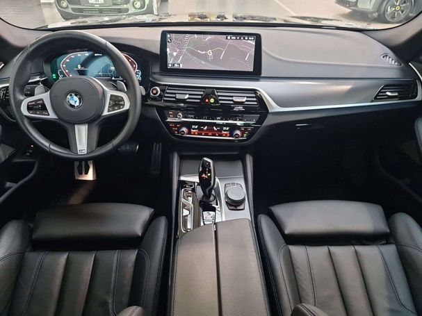 BMW 530 e 215 kW image number 10