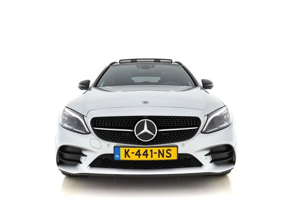 Mercedes-Benz C 300 e T AMG 235 kW image number 3